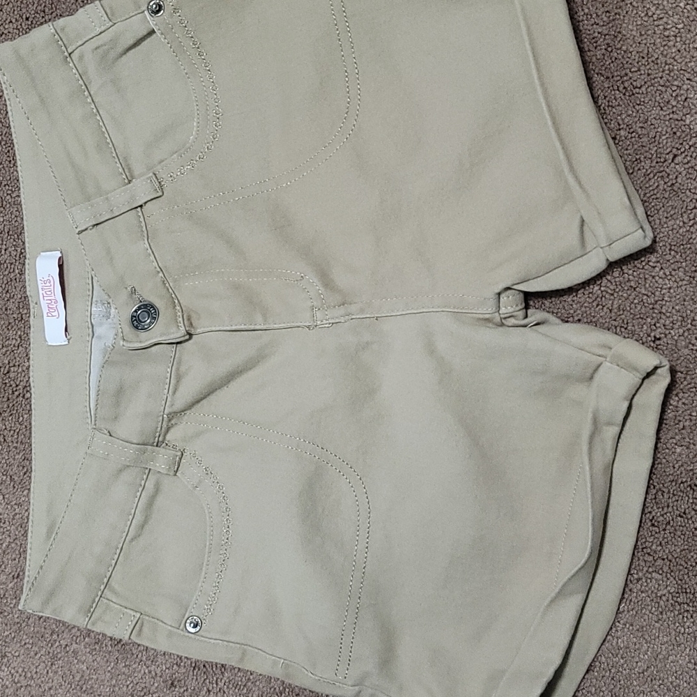 Girls khaki shorts